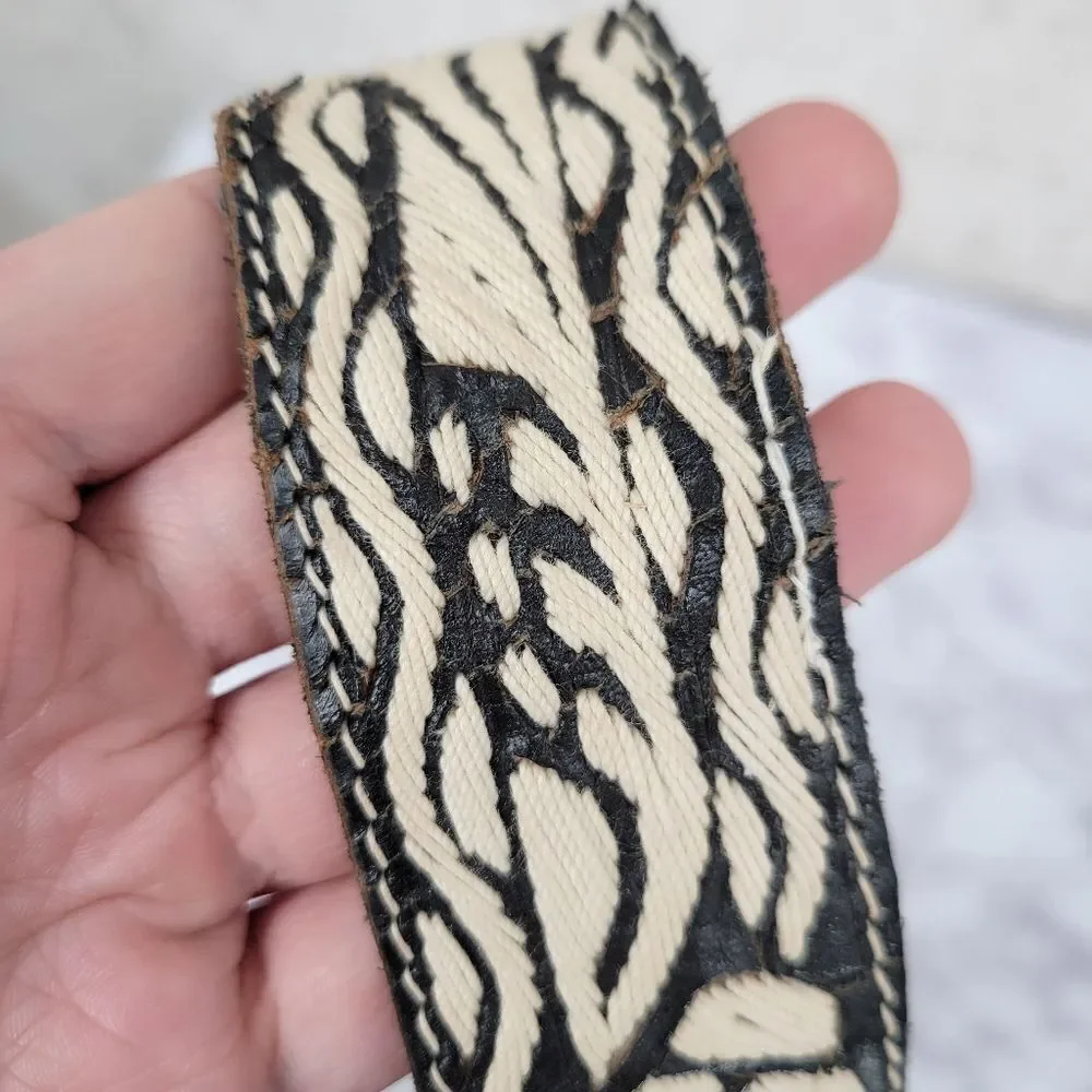 Black and Cream Embroidered Belt Mexico Western Cowboy Leather